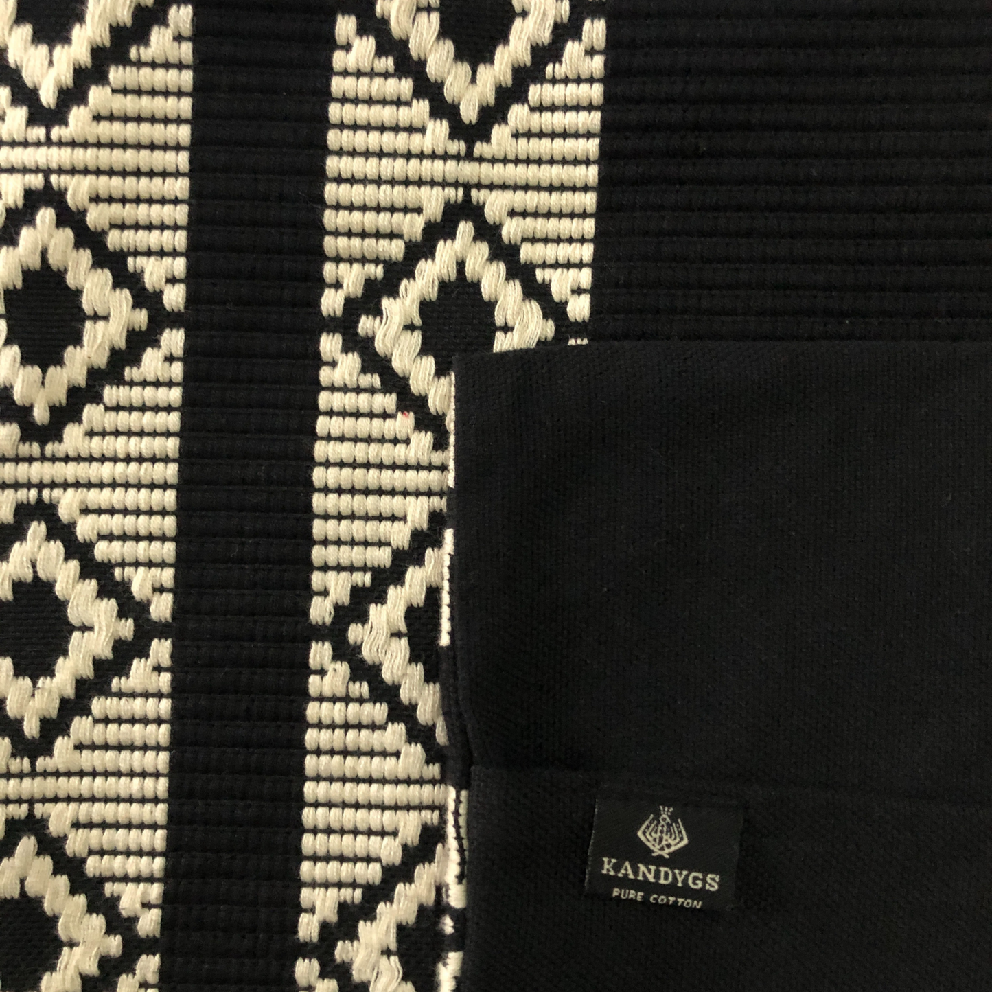 Dumbara Cushion Cover - Black & White Diamond 02 stripes (16" X 16")