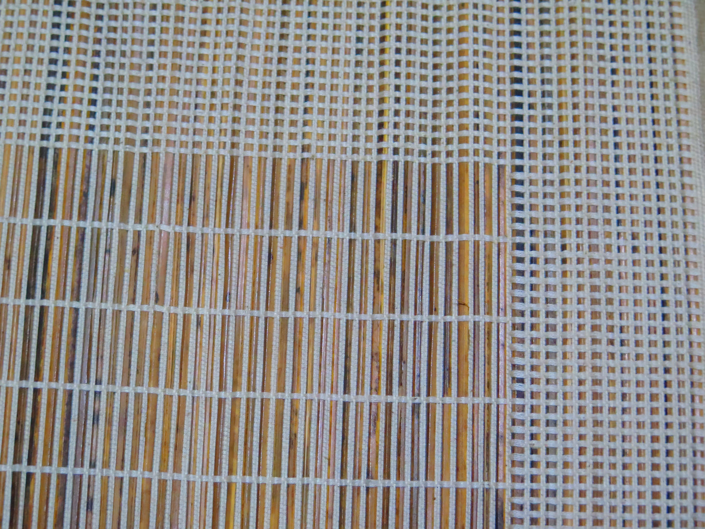 Ekel Table Mat - (Off White)