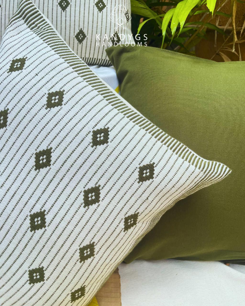Dumbara Diamond Weave Cushion Cover – (18" X 18")