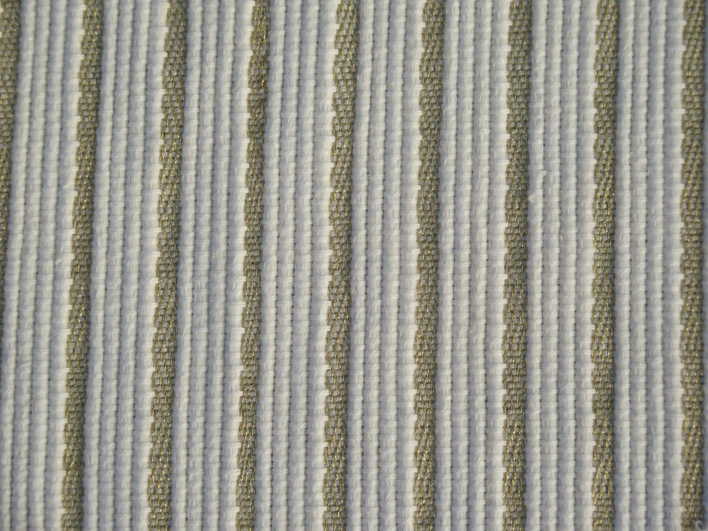 Tabel Mat - (White & Golden Stripes)