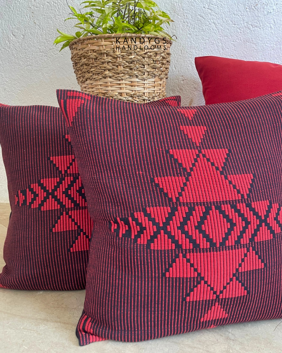Dumbara Cushion Cover Red & Black– (18" X 18")