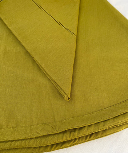 Round table GP - Olive green ( 6 seater - 72Q )