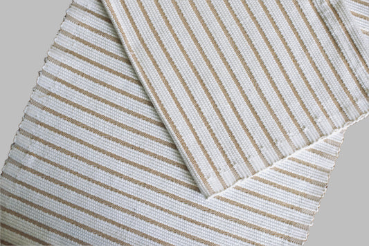 Tabel Mat - (White & Golden Stripes)