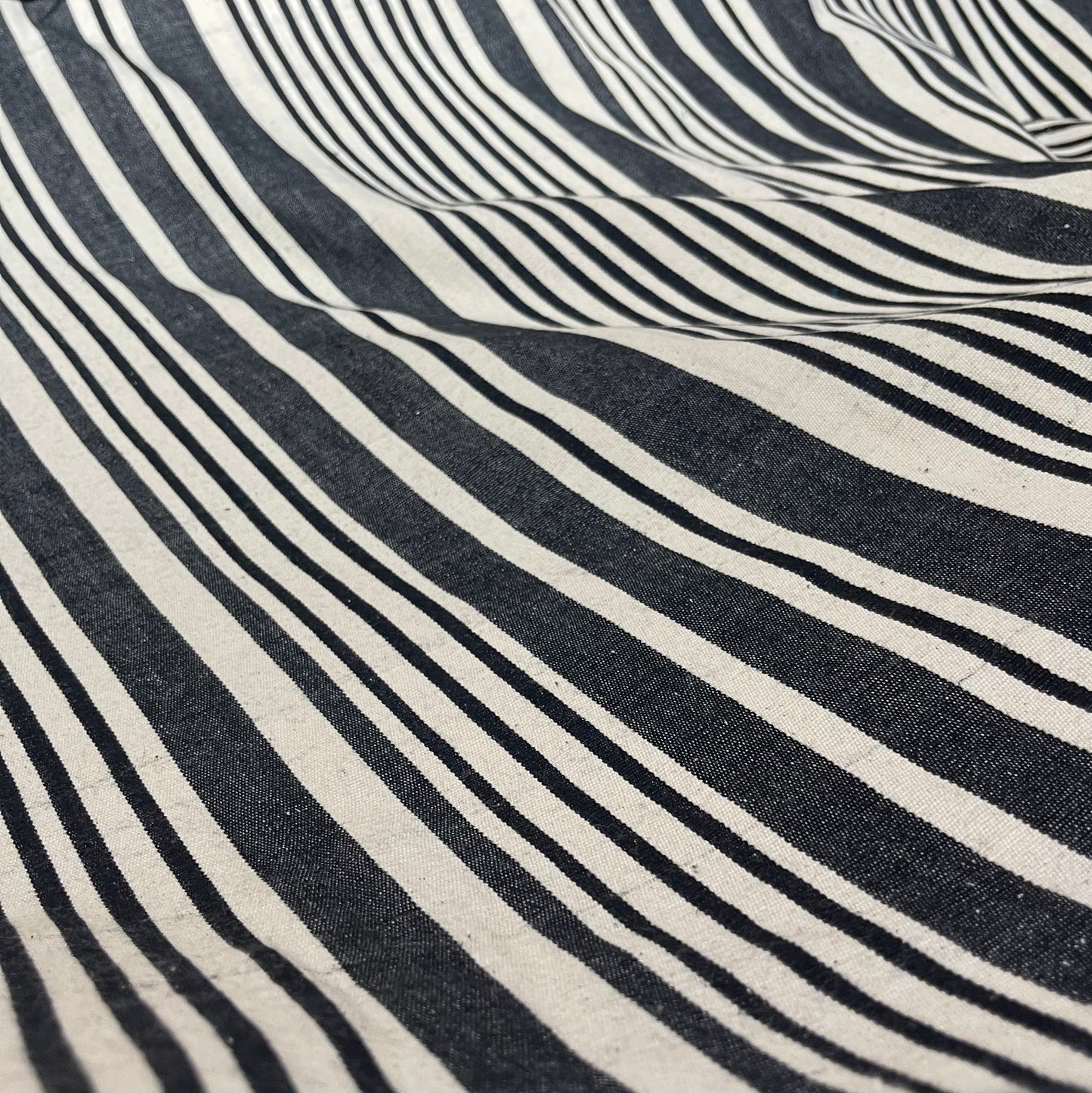 Fabric - Black & white (stripes) SC