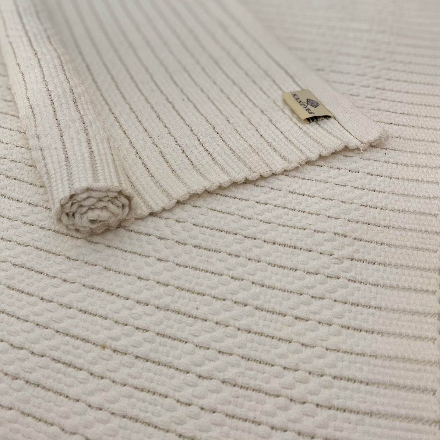 Designer Table Mat - White & Gold
