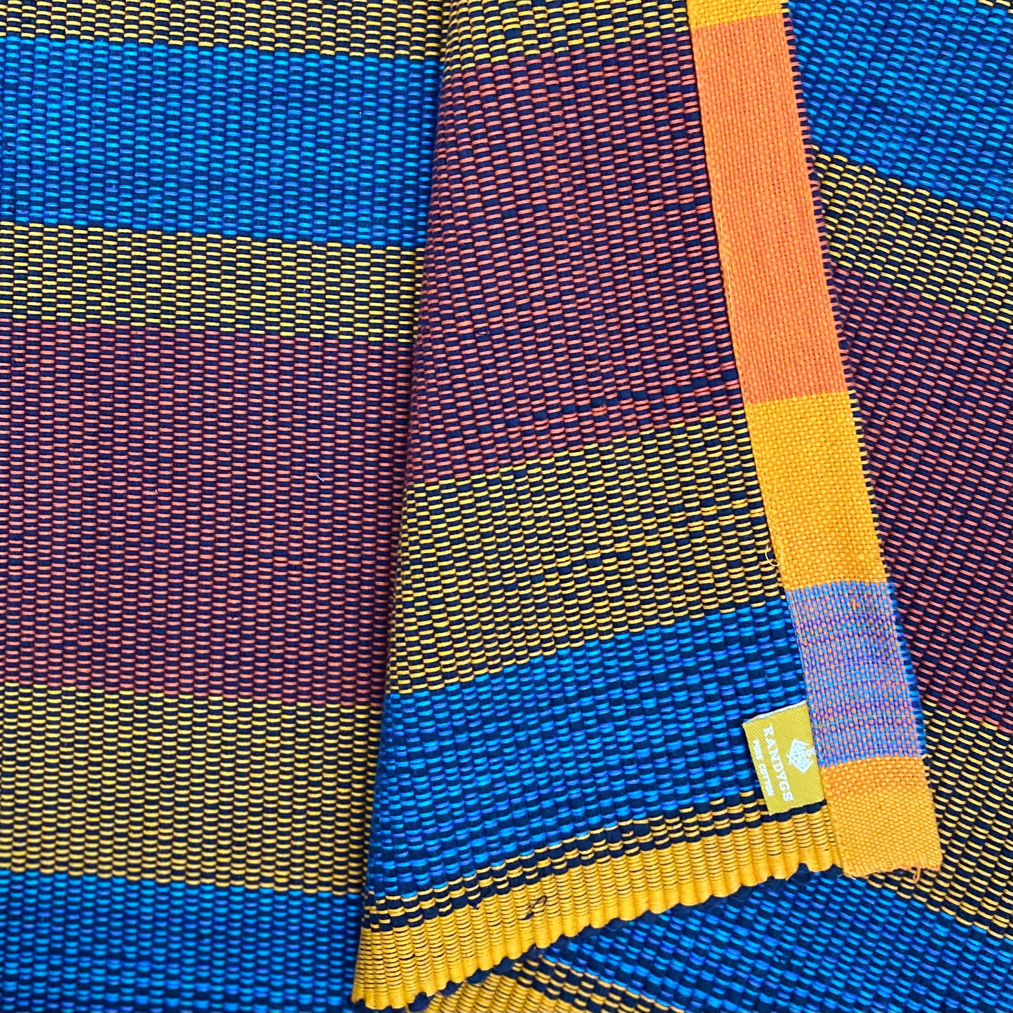 Floor rug - Multicolored stripes with a black shot