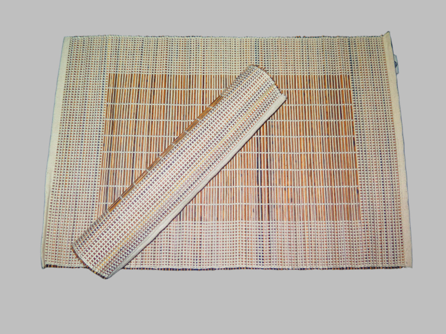 Ekel Table Mat - (Off White)