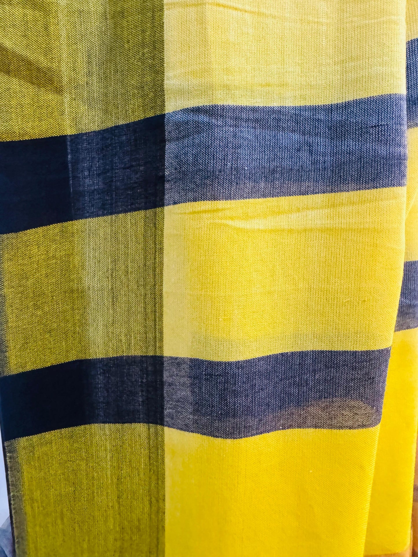 Saree - Yellow & White