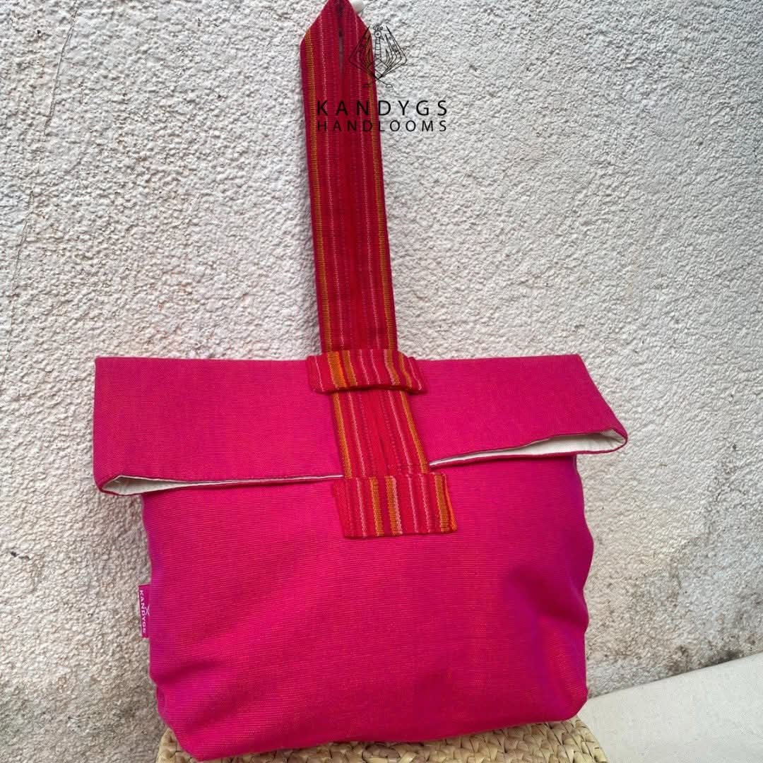 Magenta Twist Carry Bag